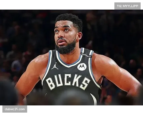 卡尔安东尼唐斯尼克斯时期场均19.7分 防守短板制约球队表现